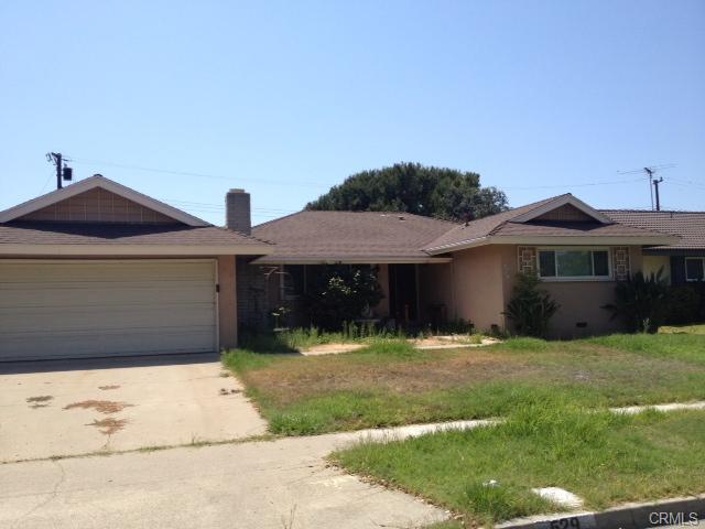 The Anaheim property Reine helped sell, shown in its original condition